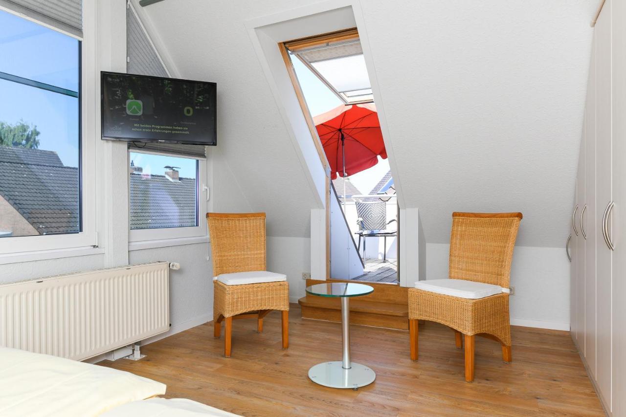 Ferienwohnungen Haus Sternenlicht Esens Bagian luar foto
