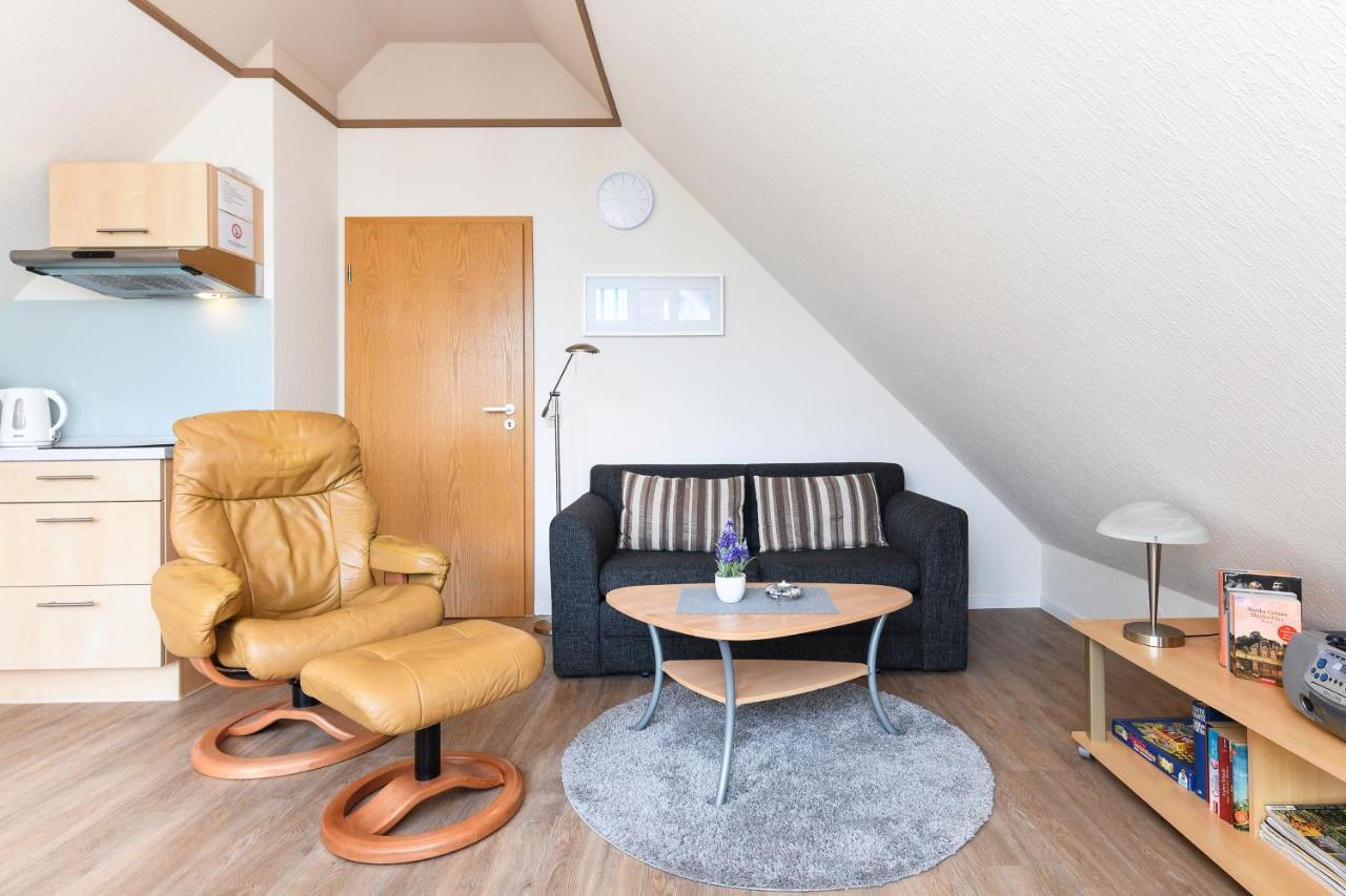 Ferienwohnungen Haus Sternenlicht Esens Bagian luar foto