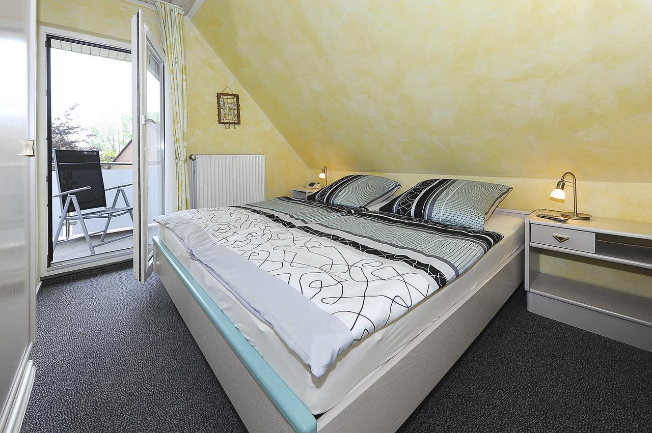 Ferienwohnungen Haus Sternenlicht Esens Bagian luar foto